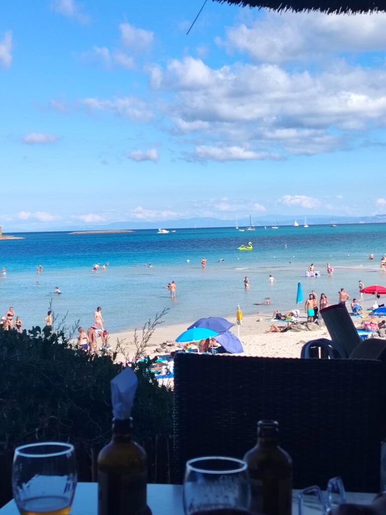 Tocmai ne-am intors din Sardinia si vrem sa iti spunem cum a fost